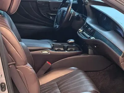 Lexus LS 2019, 95000 км, за 58562.73 USD - фото 12