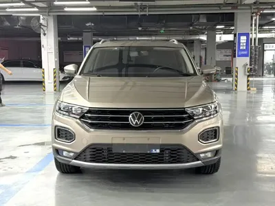 Volkswagen T-Roc 2022, 25000 км, за 17577.84 USD