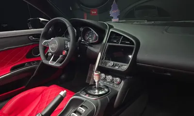 Audi R8 2015, 74692 км, за 50814.36 USD - фото 7