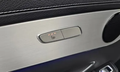 Mercedes-Benz GLC-Class 2021, 40871 км, за 25175.67 USD - фото 18