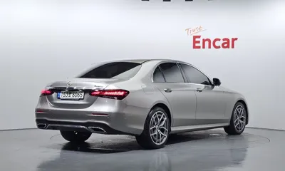 Mercedes-Benz E-Class 2021, 46992 км, за 22990.01 USD