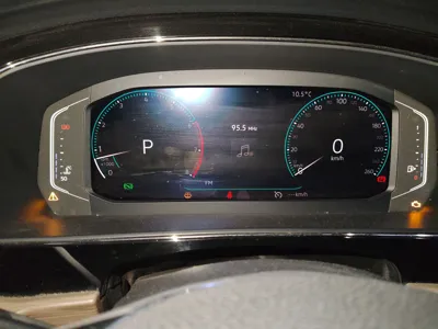 Volkswagen Passat 2019, 87400 км, за 14304 USD - фото 12
