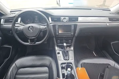 Volkswagen Passat 2017, 136200 км, за 9881 USD - фото 18