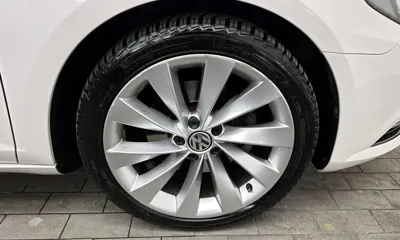 Volkswagen CC 2015, 106030 км, за 5279.15 USD