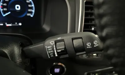 KG_Mobility_Ssangyong Rexton 2022, 27346 км, за 17341.03 USD - фото 18