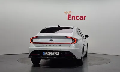 Hyundai Sonata 2022, 60335 км, за 11116.16 USD