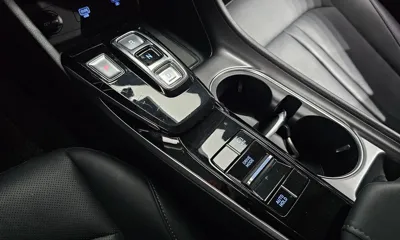 Hyundai Sonata 2022, 60335 км, за 11065.82 USD - фото 9