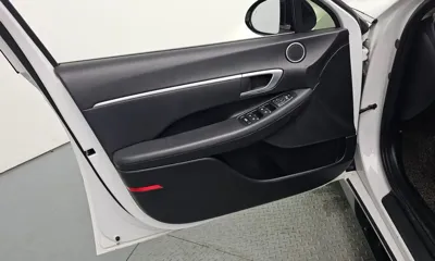 Hyundai Sonata 2022, 60335 км, за 11065.82 USD - фото 24