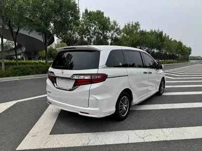 Honda Odyssey 2020, 150000 км, за 14125.68 USD