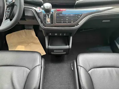 Honda Odyssey 2020, 150000 км, за 14125.68 USD - фото 7