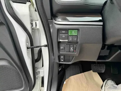 Honda Odyssey 2020, 150000 км, за 14125.68 USD - фото 8