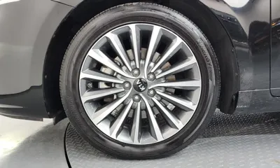 Kia K7 2017, 80369 км, за 8861.76 USD