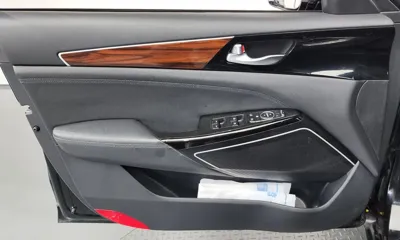 Kia K7 2017, 80369 км, за 8861.76 USD - фото 24