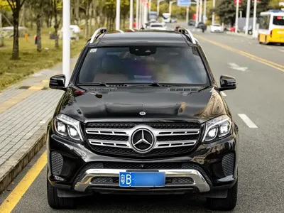 Mercedes-Benz GLS 2018, 129000 км, за 42497.03 USD