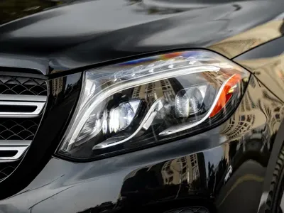Mercedes-Benz GLS 2018, 129000 км, за 42497.03 USD