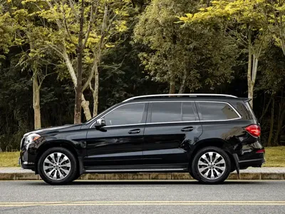 Mercedes-Benz GLS 2018, 129000 км, за 42497.03 USD
