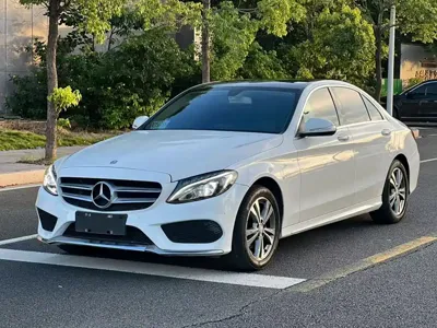 Mercedes-Benz C-Class 2016, 103100 км, за 12126.29 USD