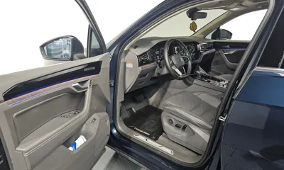 Volkswagen Touareg 2023, 48694 км, за 49536.38 USD - фото 10