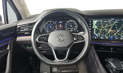 Volkswagen Touareg 2023, 48694 км, за 49536.38 USD - фото 13