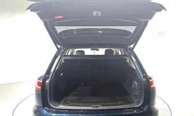 Volkswagen Touareg 2023, 48694 км, за 49536.38 USD - фото 20