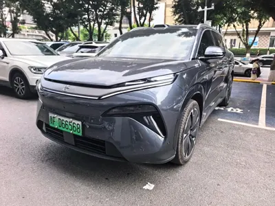 BYD 唐L · 2025 год