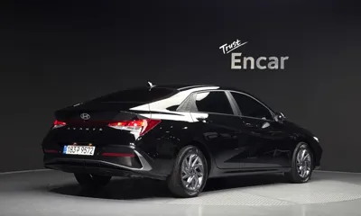 Hyundai Avante 2025, 12018 км, за 15146.58 USD