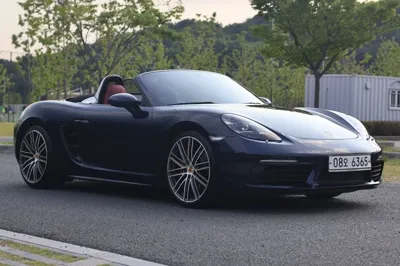 Porsche 718 2017, 46800 км, за 40889.28 USD