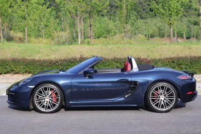 Porsche 718 2017, 46800 км, за 40889.28 USD