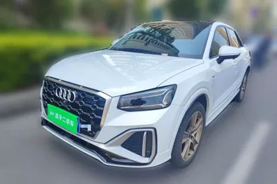 Audi Q2L · 2022 год