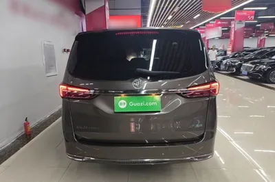 Buick GL8 2023, 33200 км, за 21056 USD