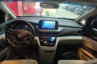 Buick GL8 2023, 33200 км, за 21056 USD - фото 32