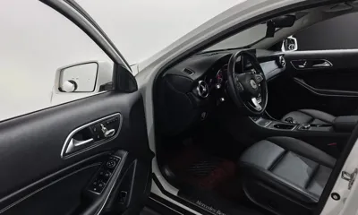 Mercedes-Benz GLA-Class 2018, 110580 км, за 9139.07 USD - фото 12