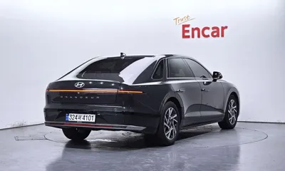 Hyundai Grandeur 2023, 49361 км, за 20521.18 USD