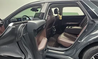 Hyundai Grandeur 2023, 49361 км, за 20521.18 USD - фото 26