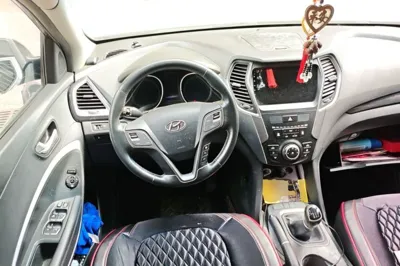 Hyundai Santa Fe 2013, 121100 км, за 5678 USD - фото 7