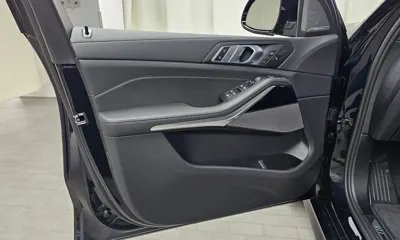 BMW X5 2026, 4027 км, за 86605.42 USD - фото 24