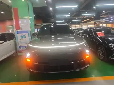 Li Auto Li L8 2023, 58600 км, за 29992.02 USD