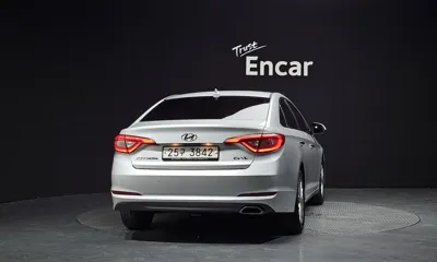 Hyundai Sonata 2017, 87763 км, за 6557.7 USD