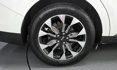 Kia Canival 2021, 75708 км, за 17526.59 USD