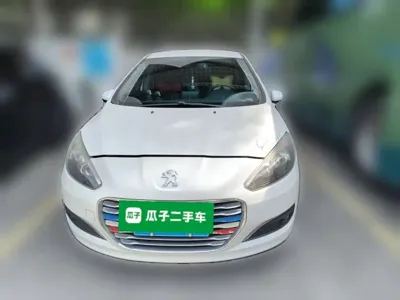 Peugeot 308 2016, 53800 км, за 2715.93 USD