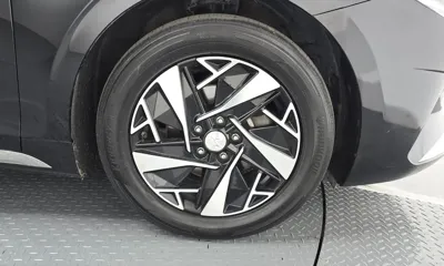 Hyundai Grandeur 2022, 129279 км, за 14769.59 USD - фото 21