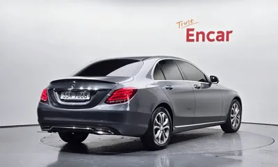 Mercedes-Benz C-Class 2017, 60166 км, за 11124.06 USD