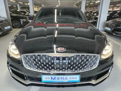 Kia K9 · 2020 год