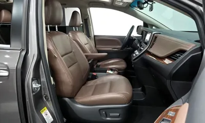 Toyota Sienna 2017, 79381 км, за 65046.9 USD - фото 26