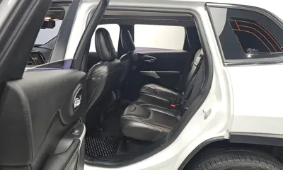 Jeep Cherokee 2018, 102821 км, за 6541.13 USD - фото 11
