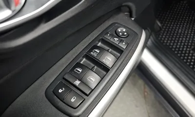 Jeep Cherokee 2018, 102821 км, за 6541.13 USD - фото 12