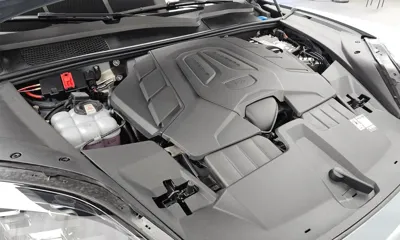 Porsche Cayenne 2024, 24346 км, за 95765.52 USD - фото 6