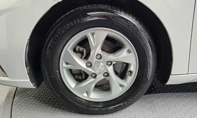 Hyundai Avante 2023, 97065 км, за 9452.54 USD