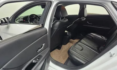 Hyundai Avante 2023, 97065 км, за 9452.54 USD - фото 11