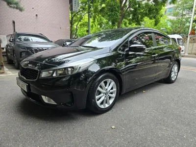 Kia K3 · 2016 год